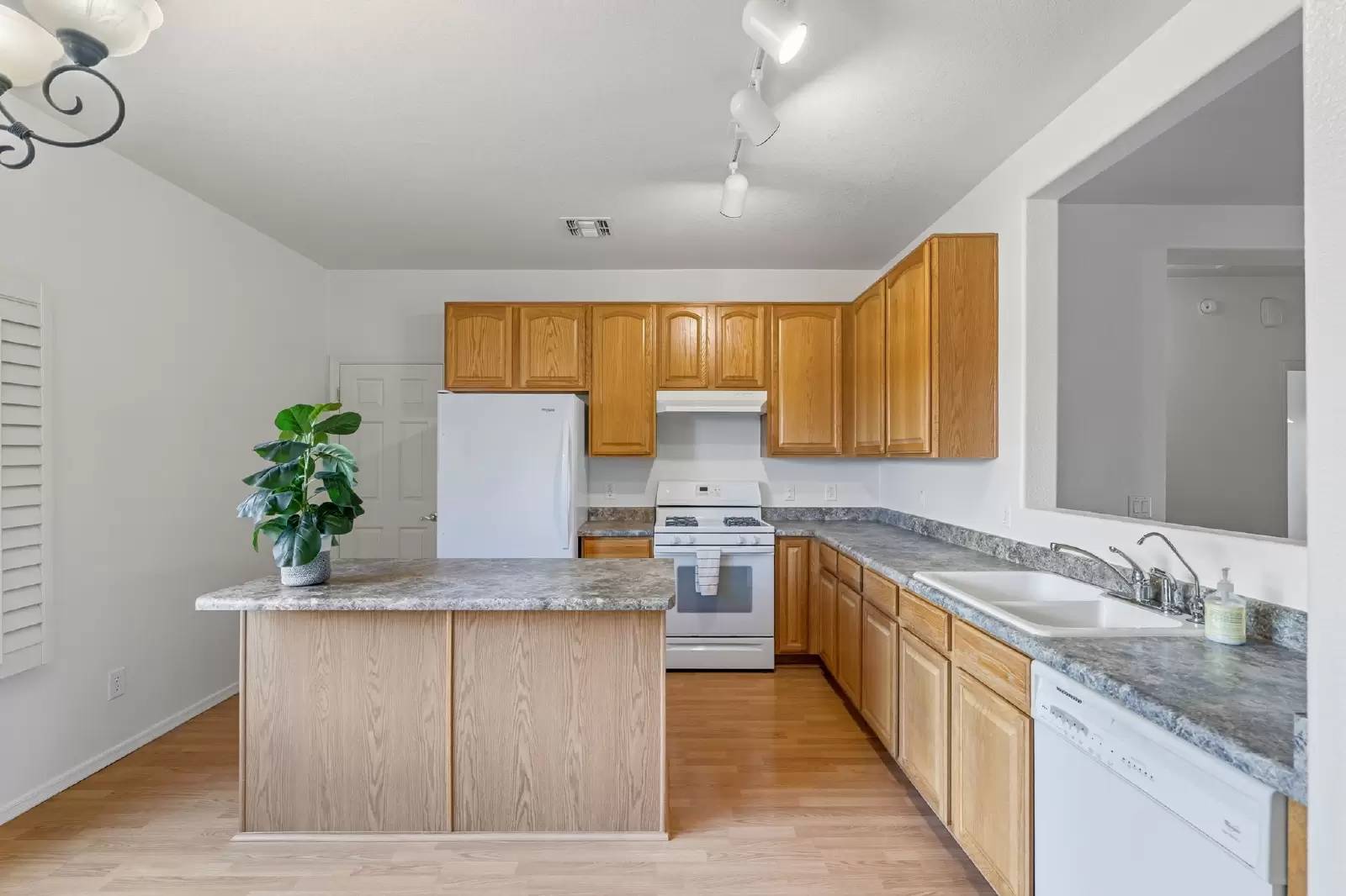 Property Image 45