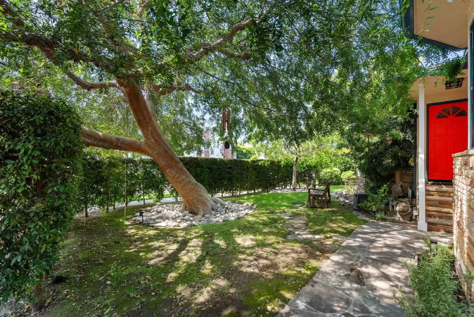 Property Image 39