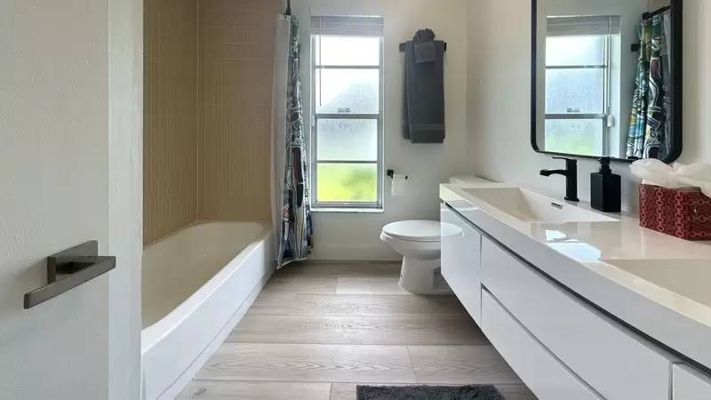 Property Image 75