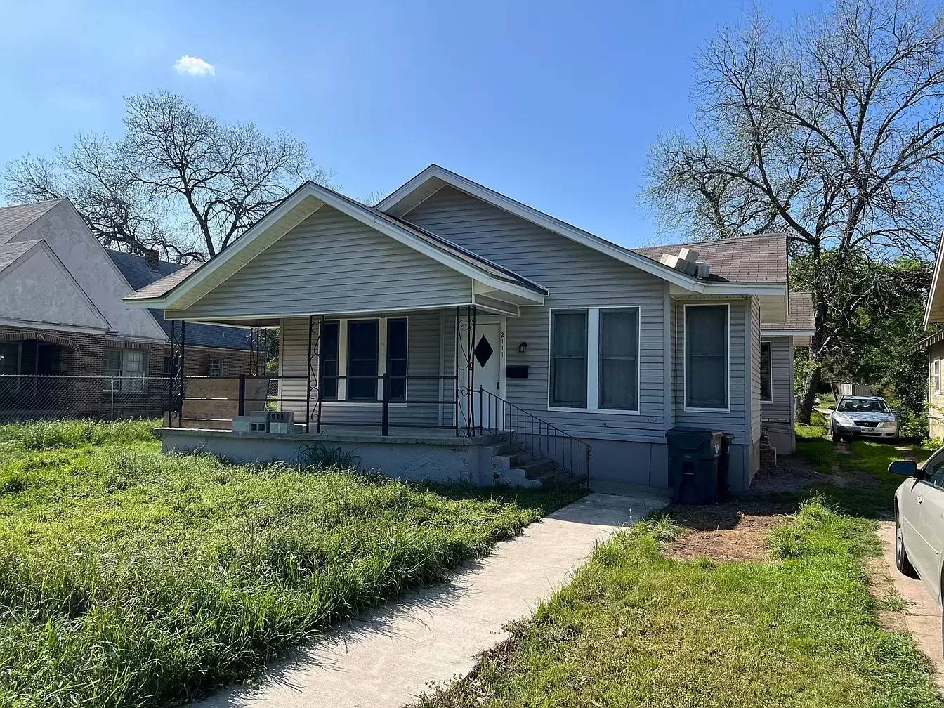 Property Image 1