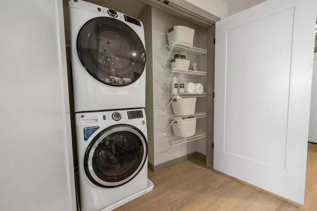 Property Image 100