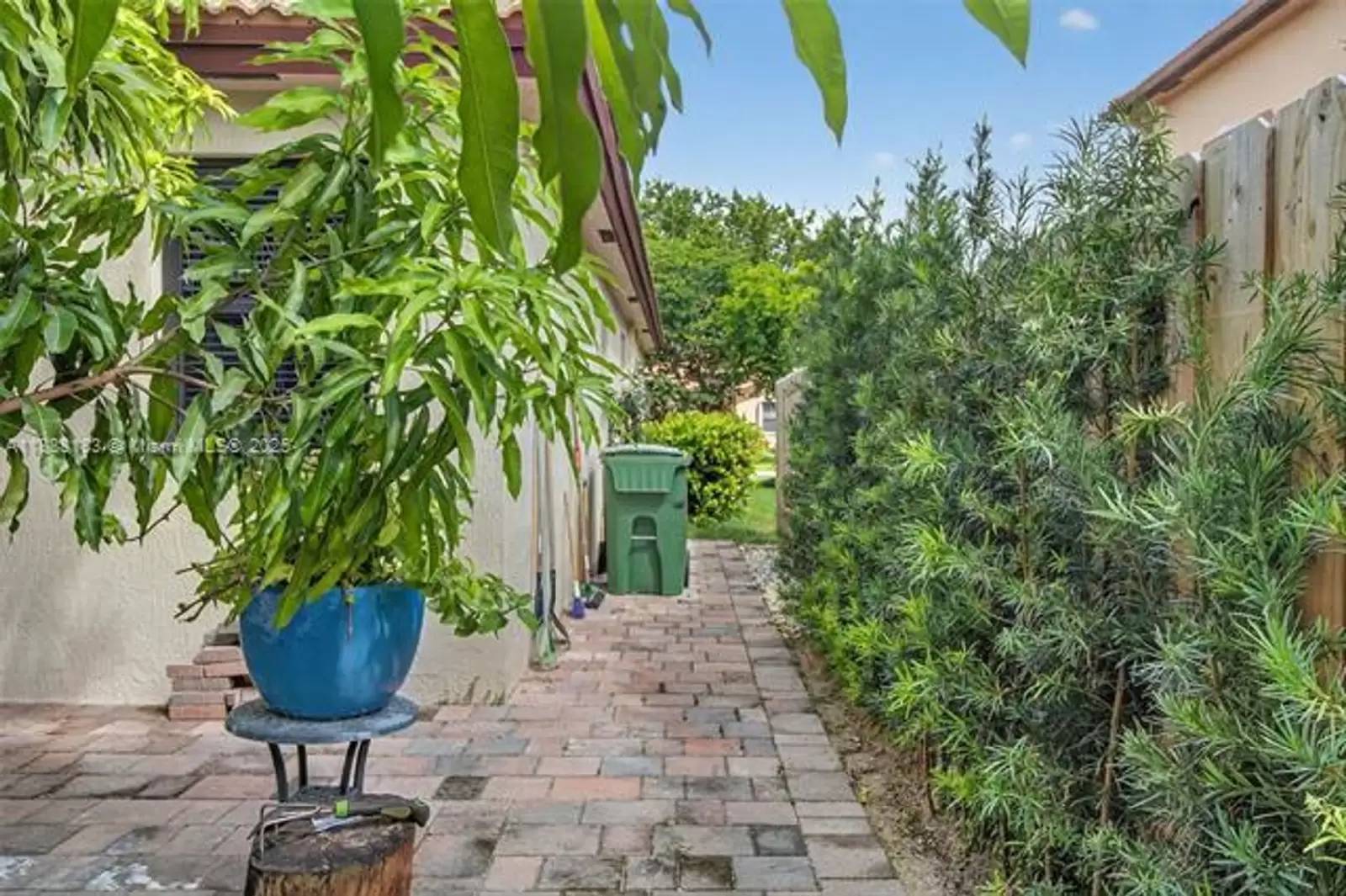 Property Image 34