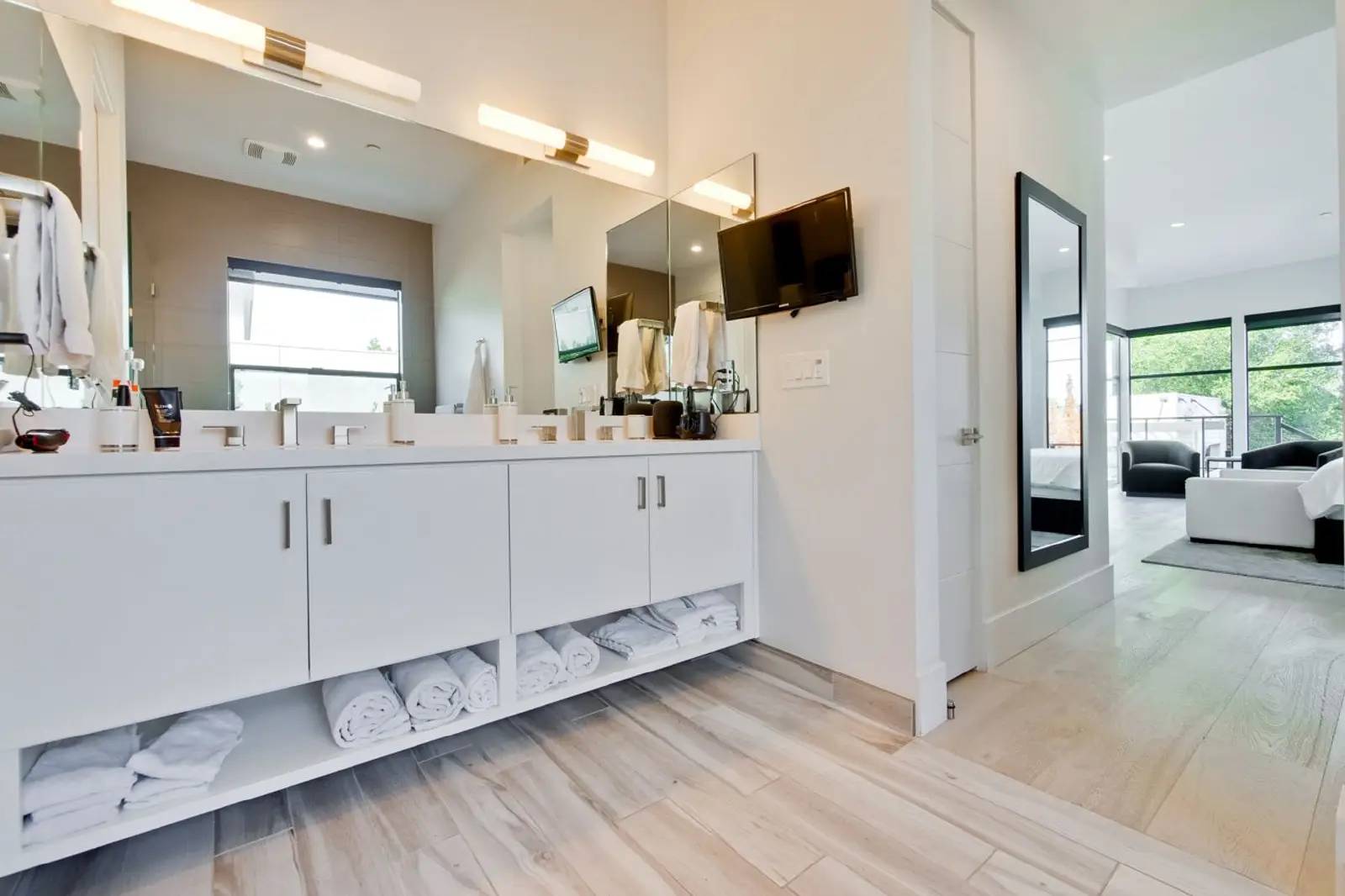Property Image 106