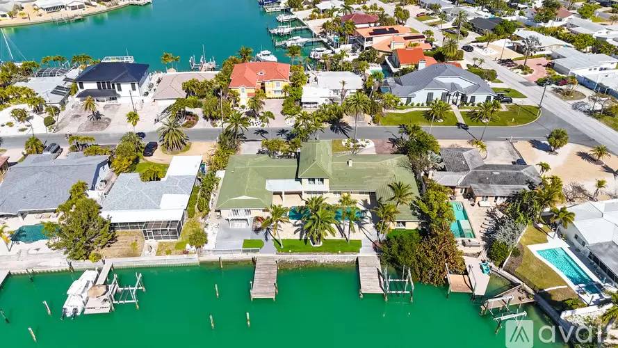 Property Image 101