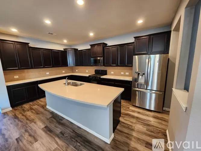 Property Image 5