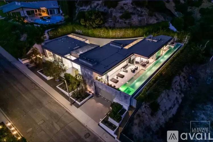 Property Image 95