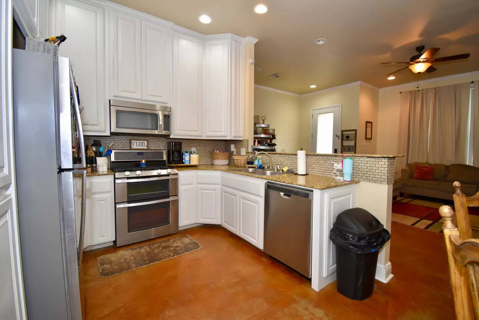Property Image 8
