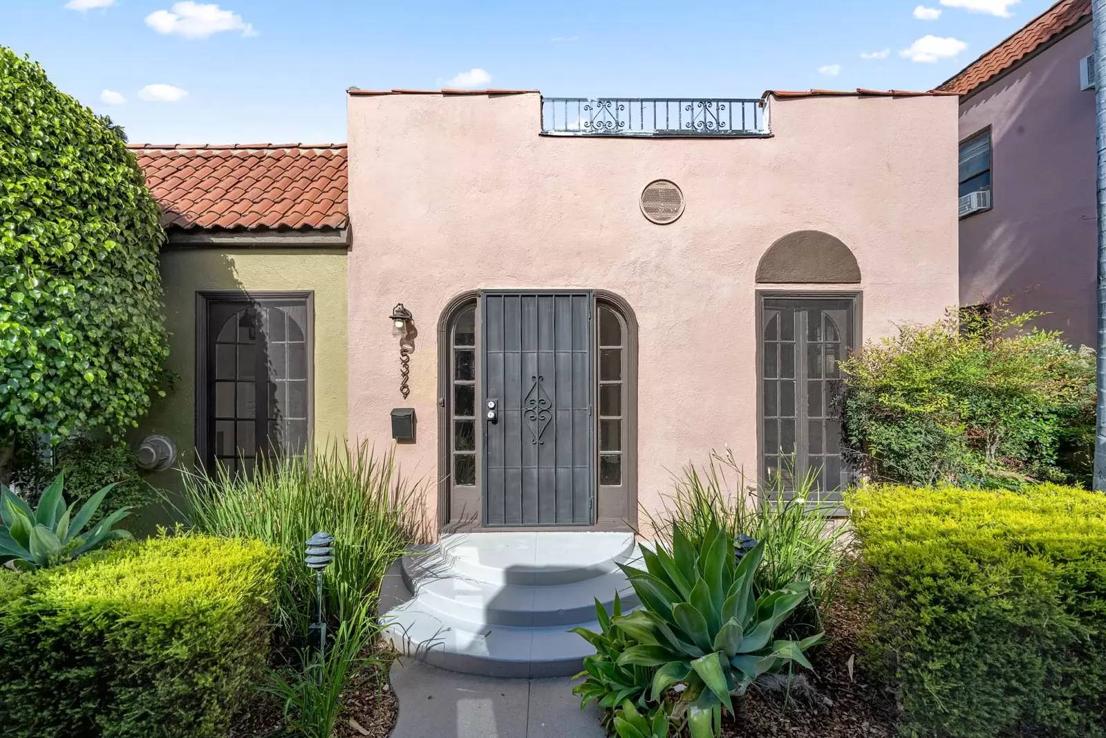 Property Image 4