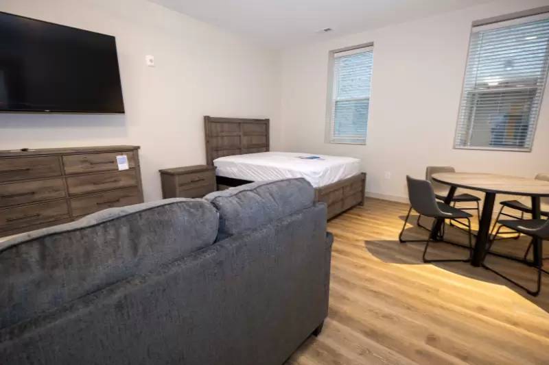 Property Image 6