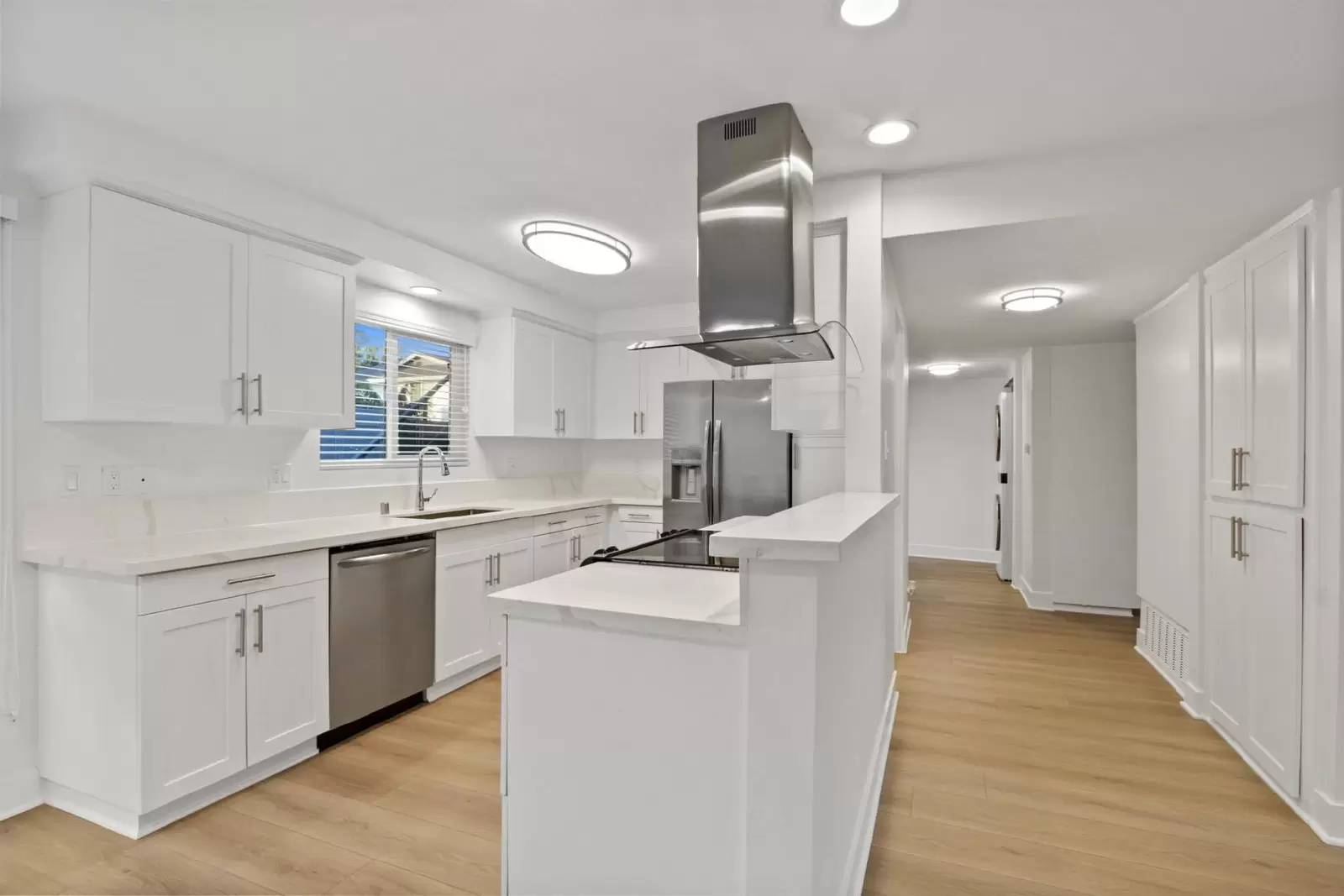 Property Image 100