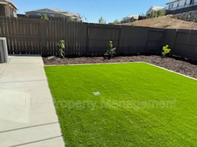 Property Image 100