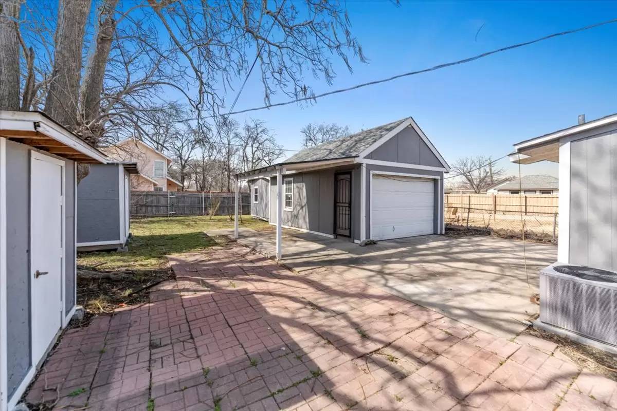 Property Image 37