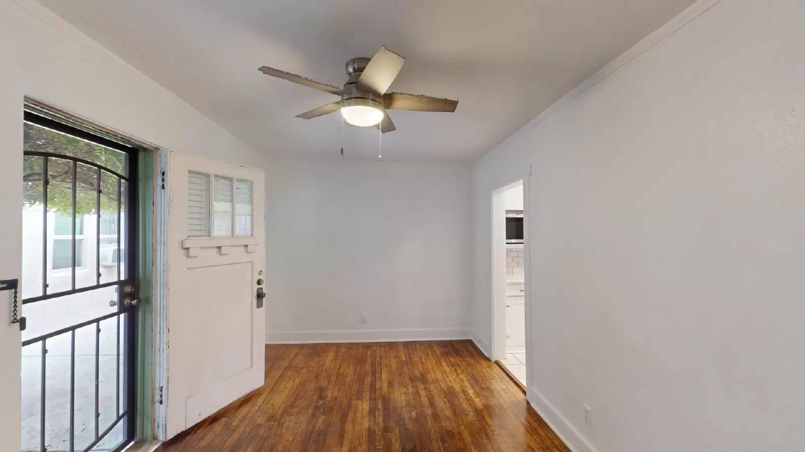 Property Image 43