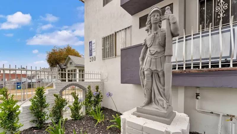 Property Image 4