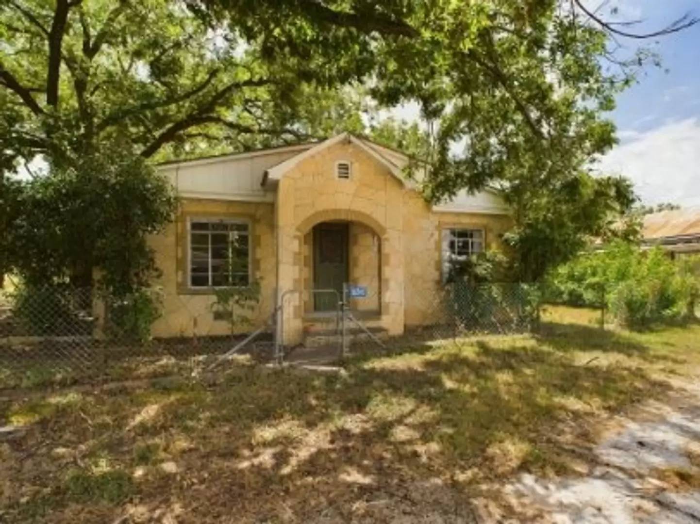 Property Image 1