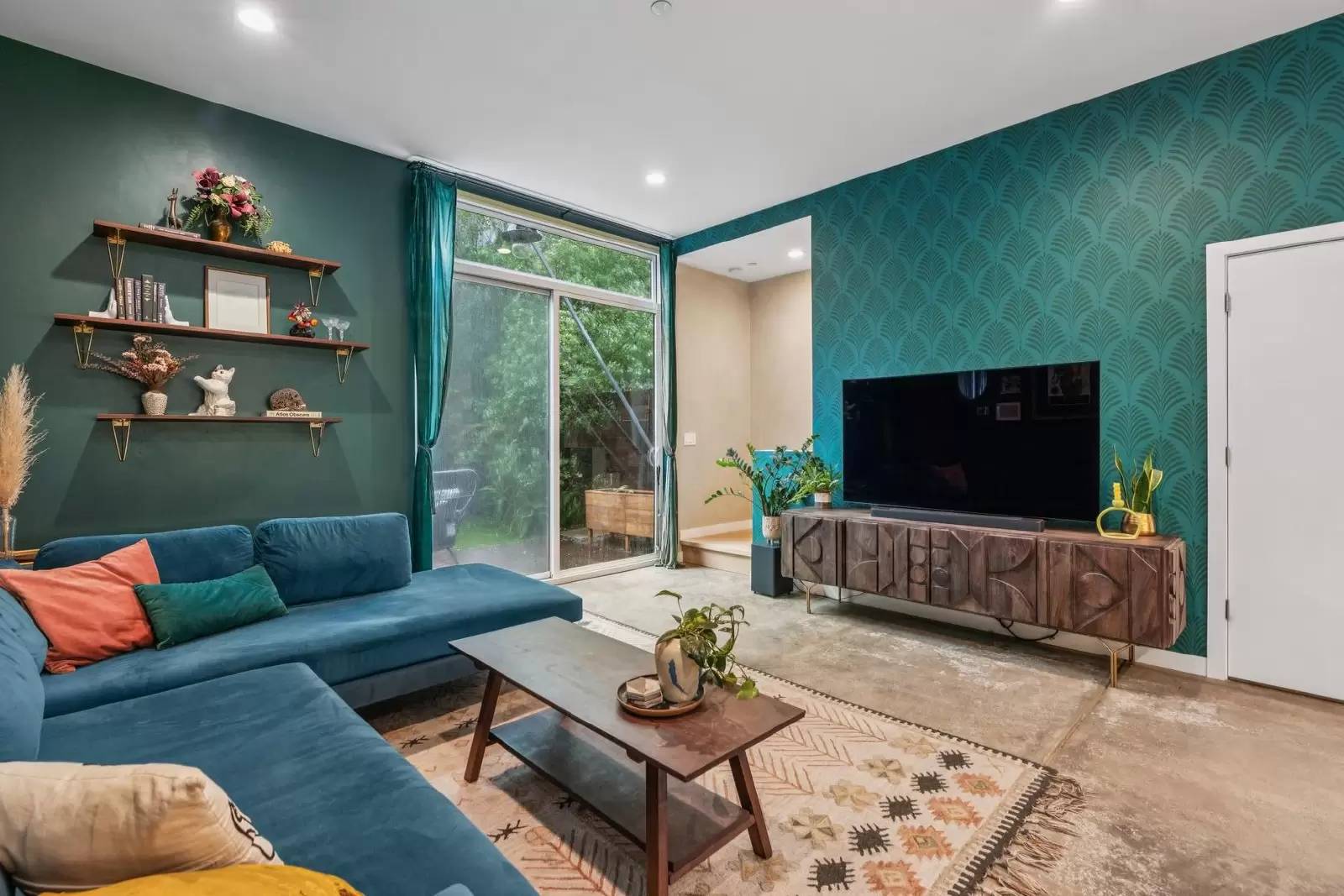 Property Image 6