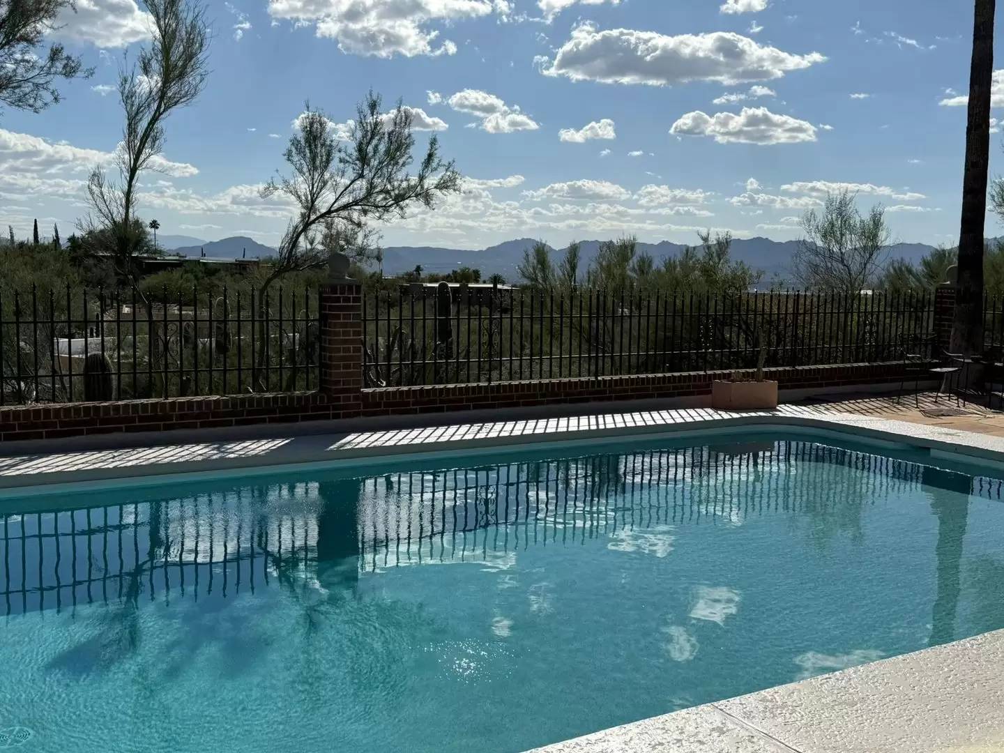 Property Image 100