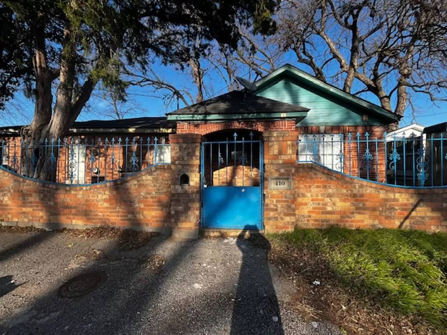 Property Image 1