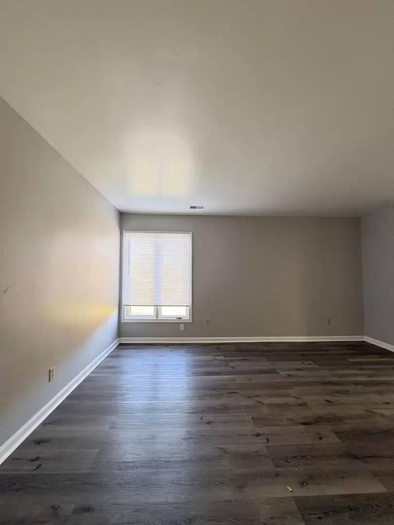 Property Image 100