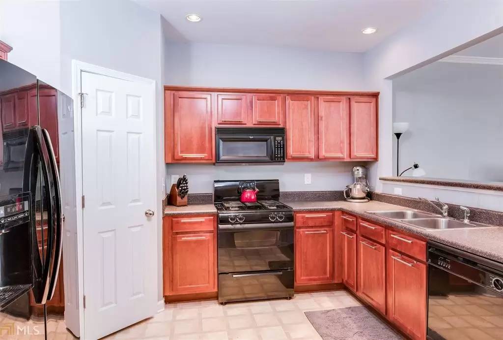 Property Image 8