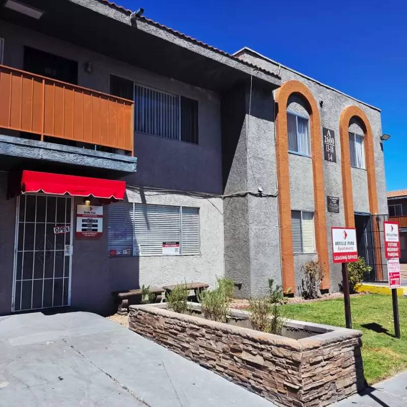 Property Image 1
