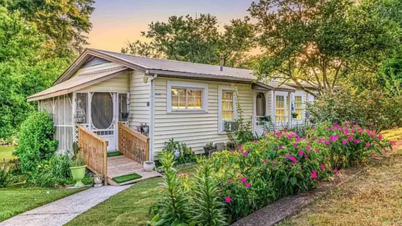 Property Image 1