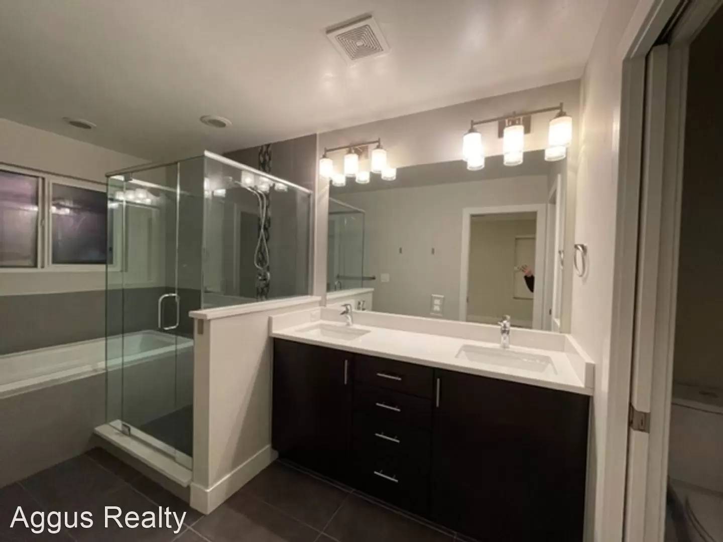 Property Image 94