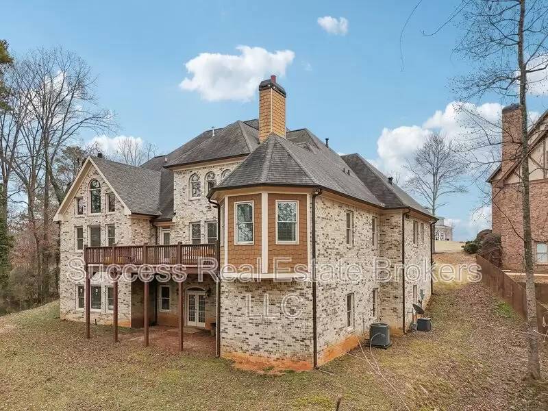 Property Image 105