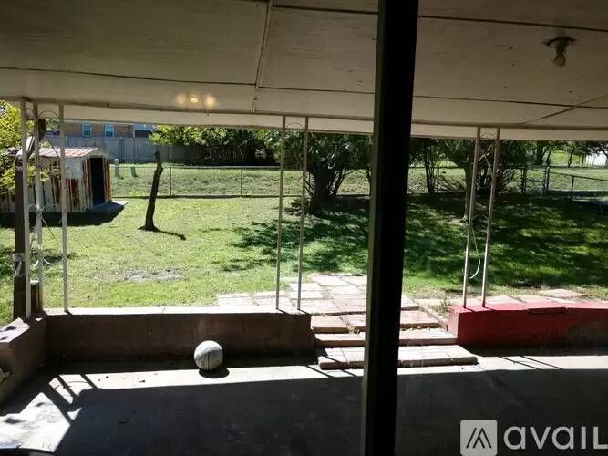 Property Image 4