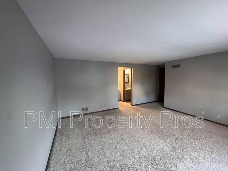 Property Image 70
