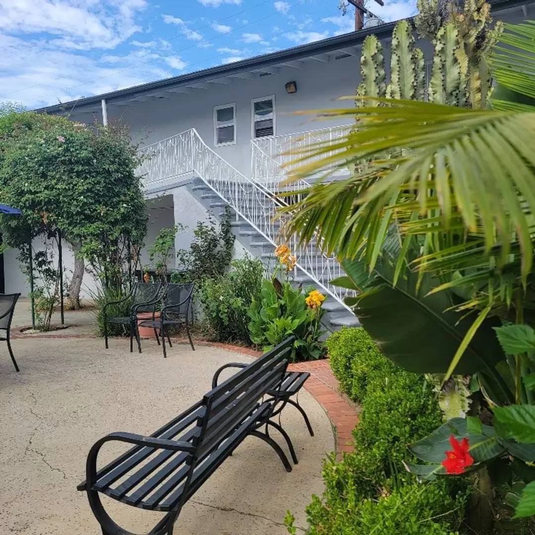 Property Image 4
