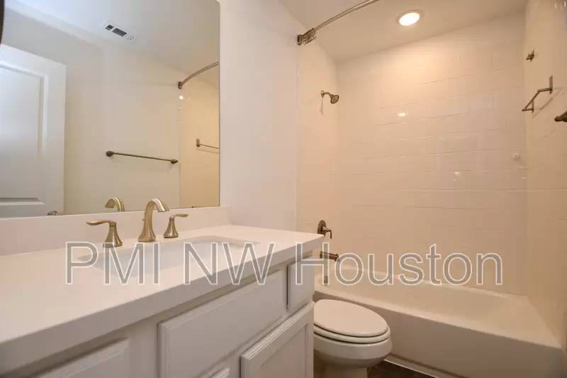 Property Image 71