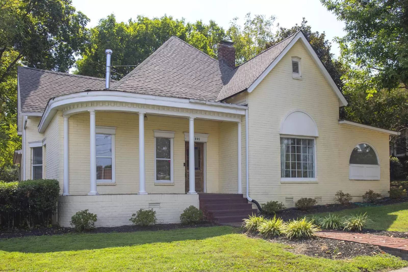 Property Image 1