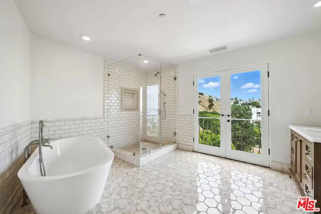 Property Image 52