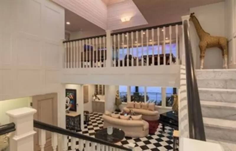 Property Image 8