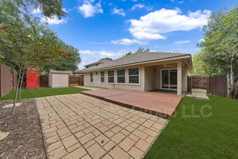 Property Image 25