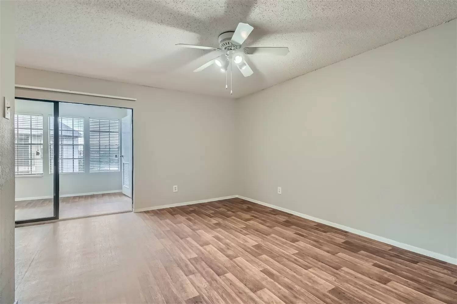 Property Image 120