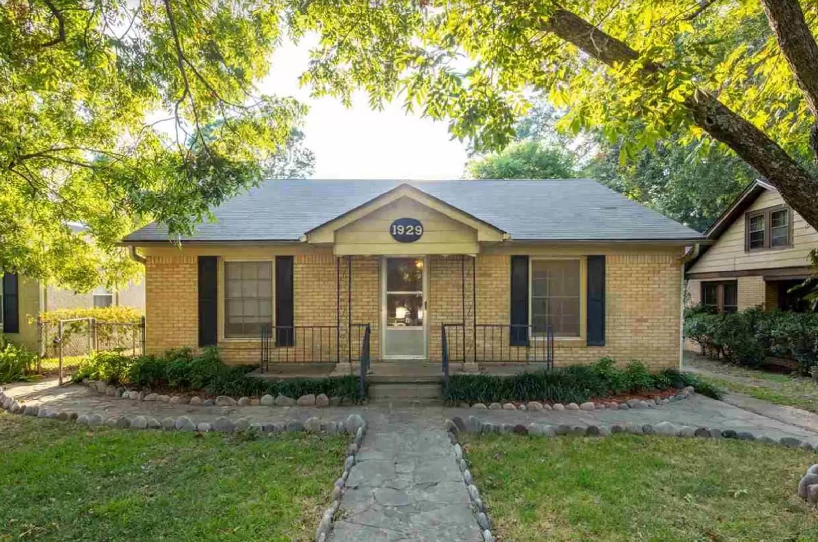 Property Image 1