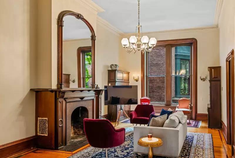 Property Image 8