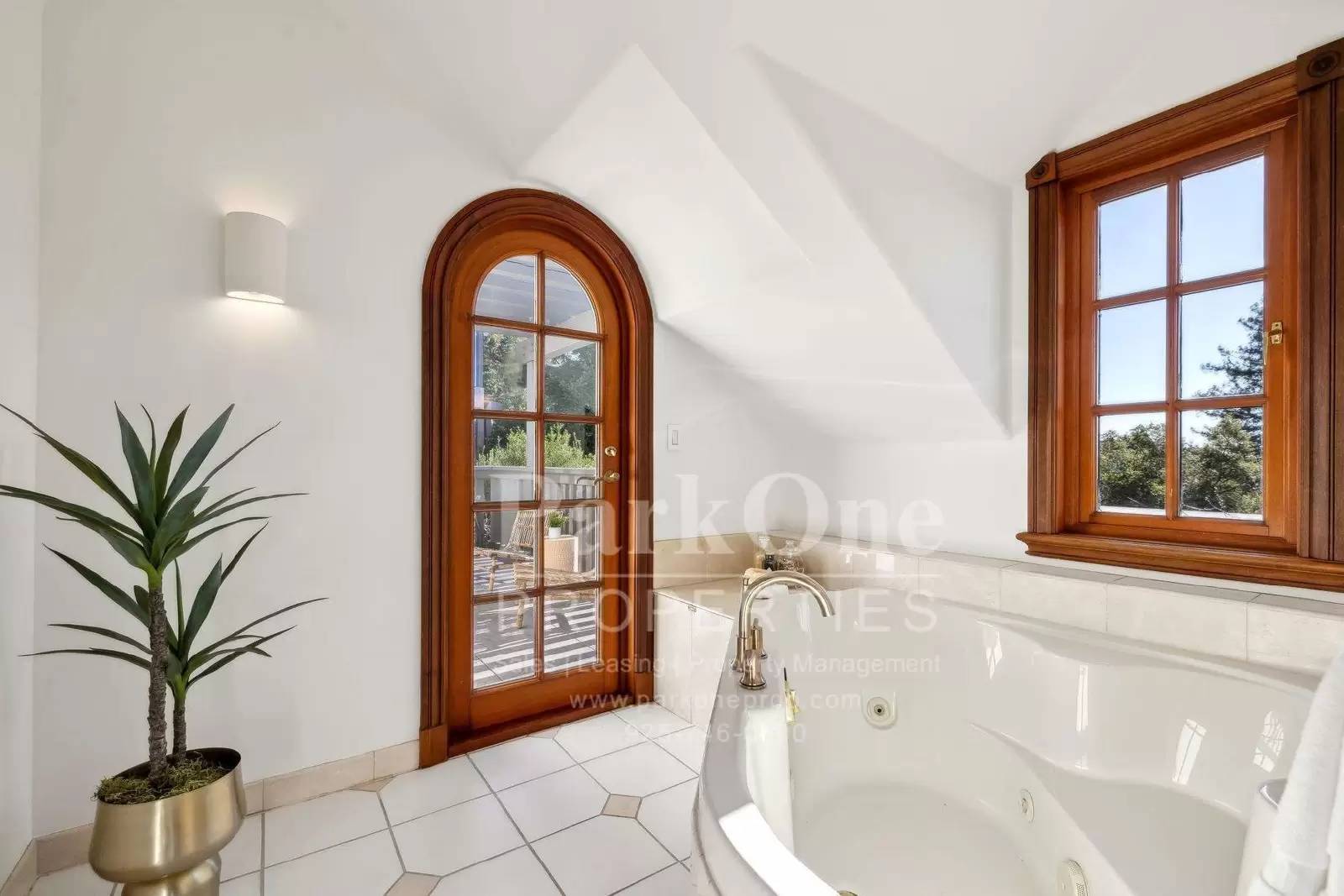 Property Image 58