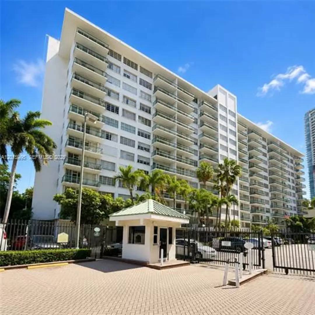 Property Image 15