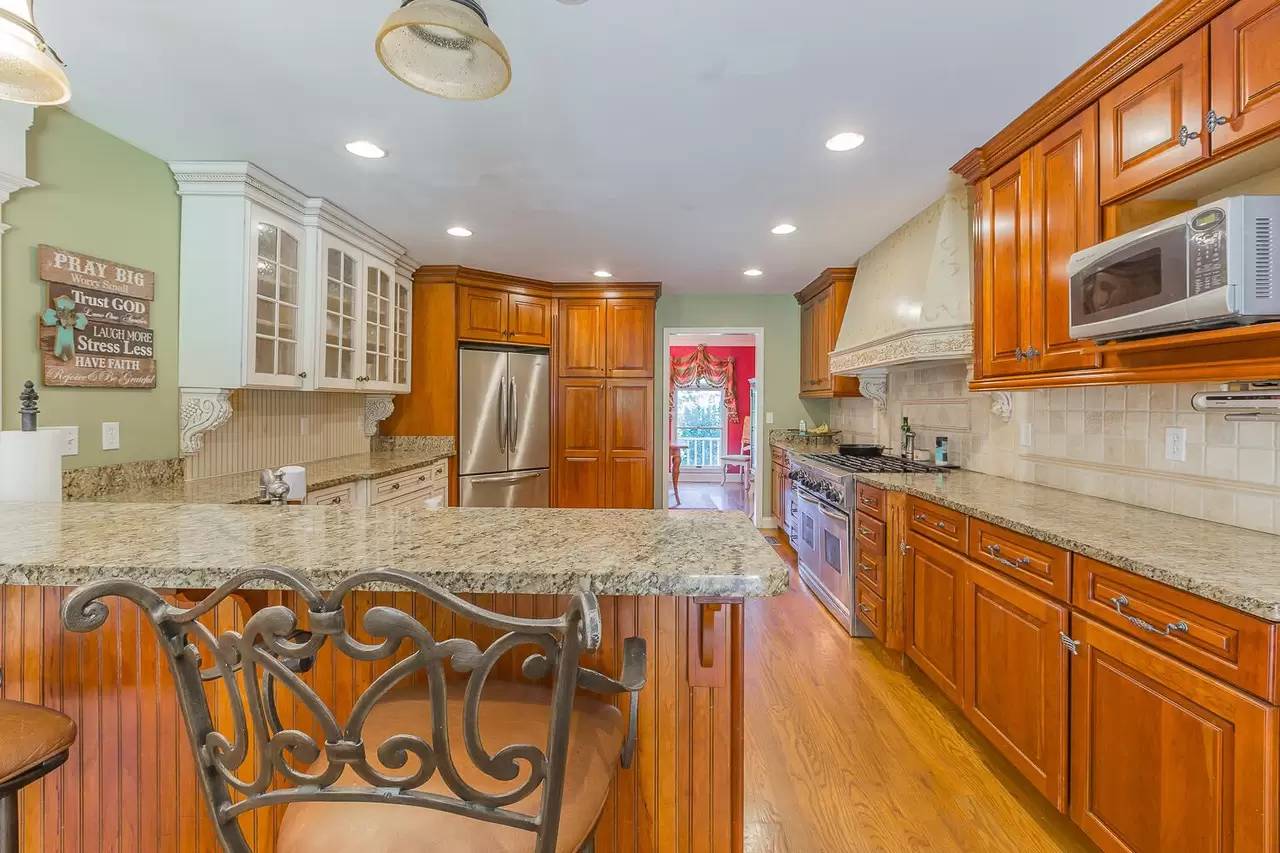 Property Image 6