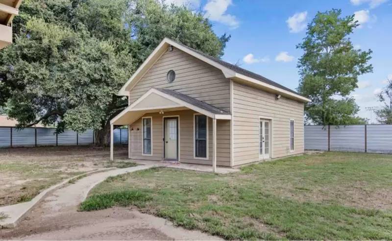 Property Image 32