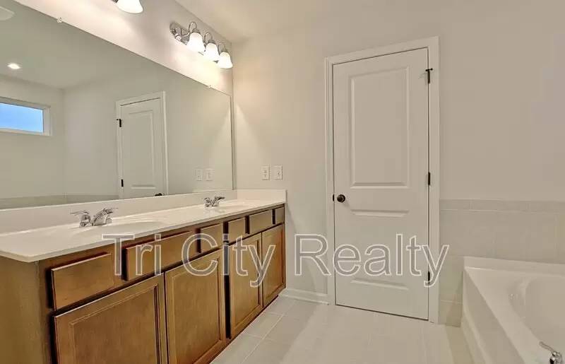 Property Image 70