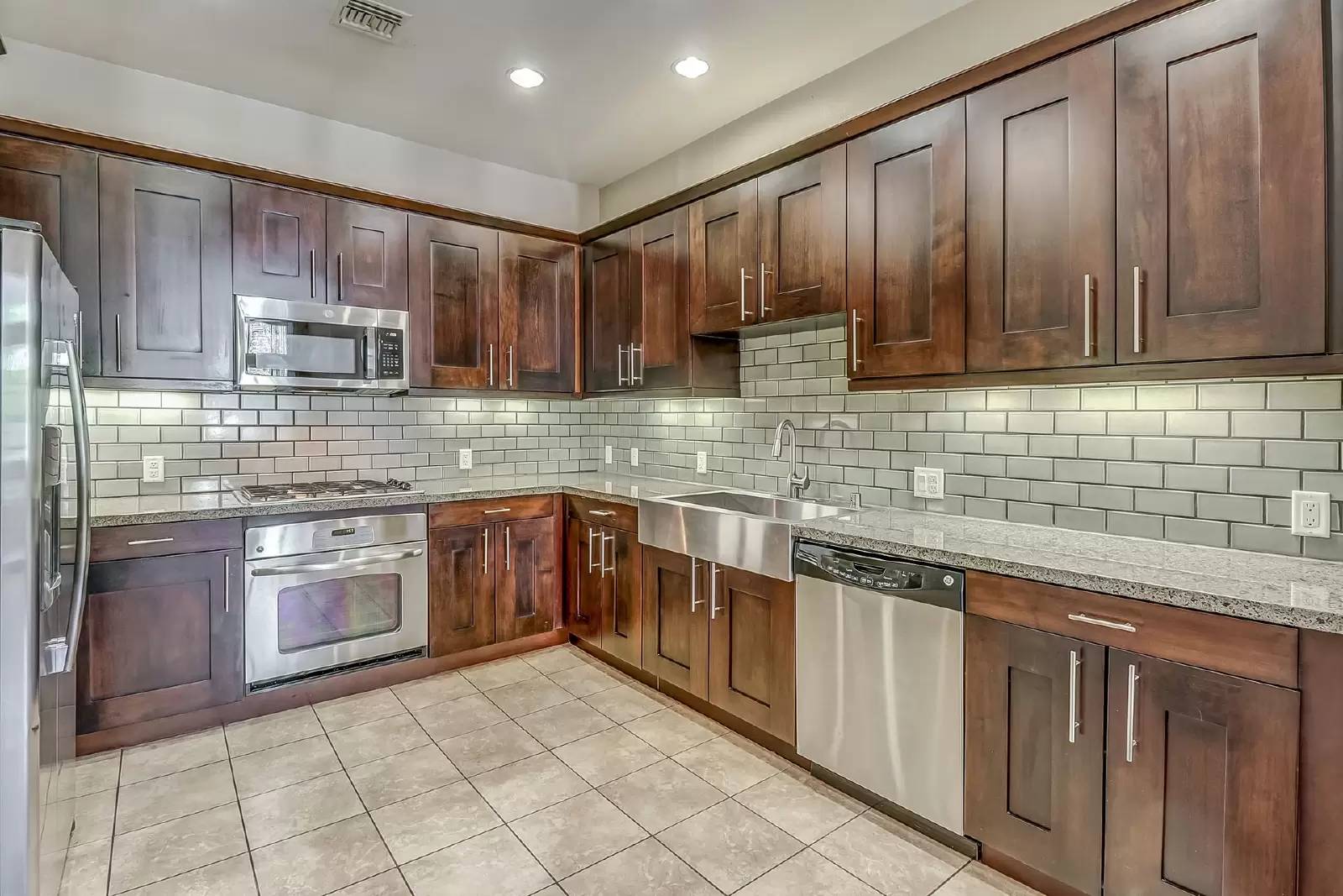 Property Image 73