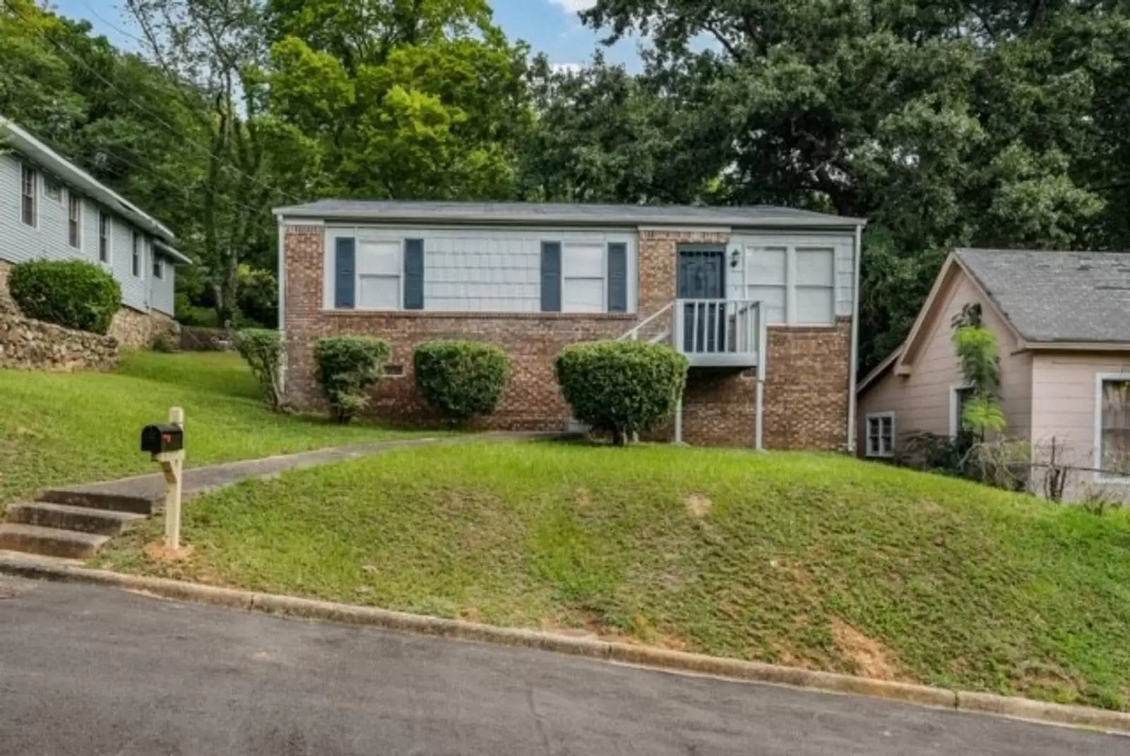 Property Image 1