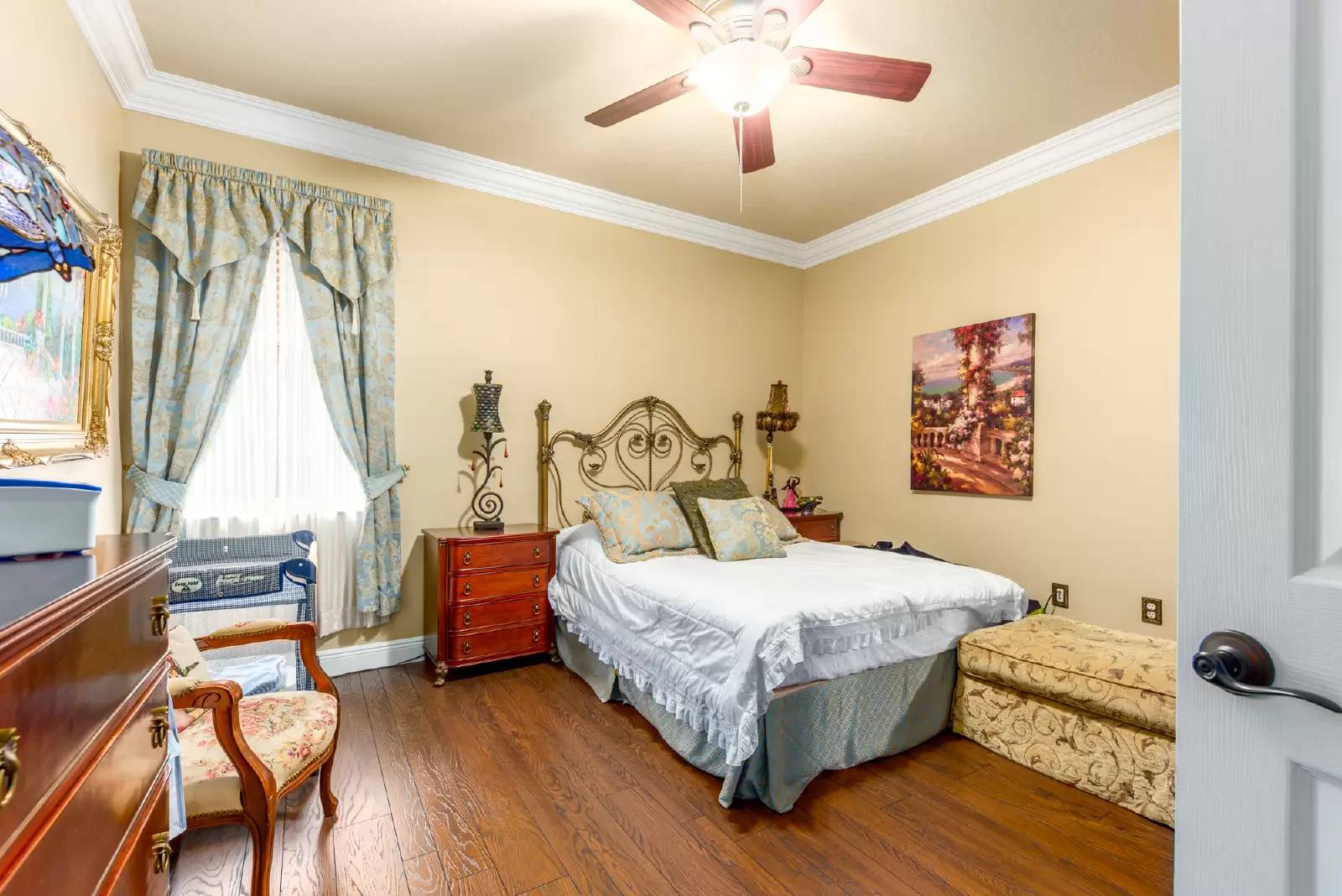 Property Image 8
