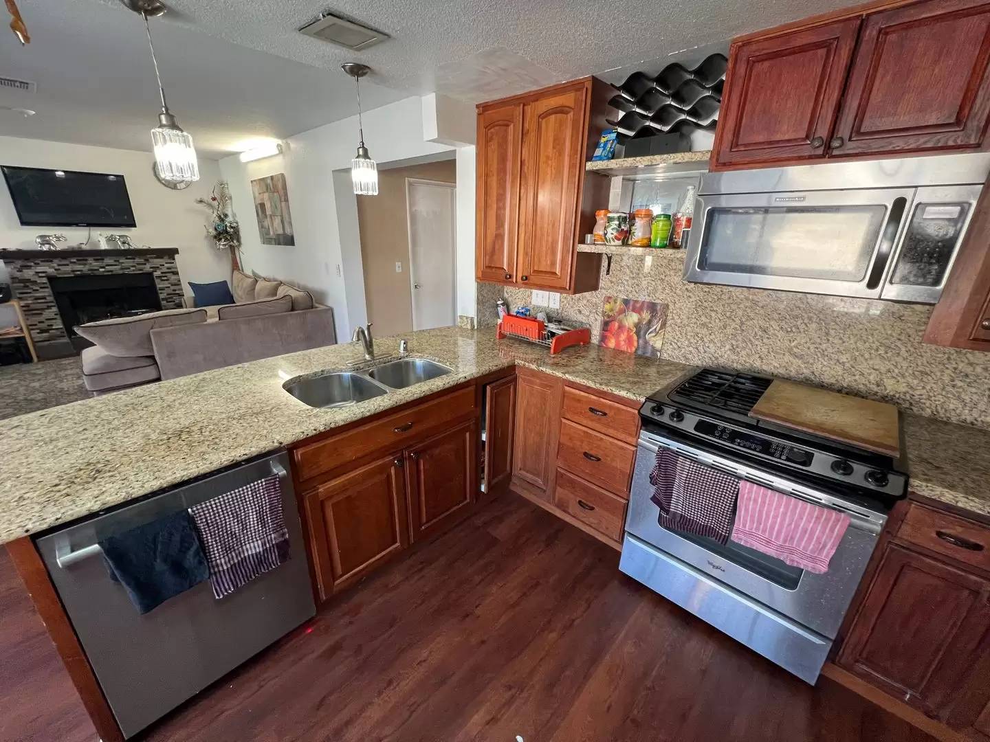 Property Image 4