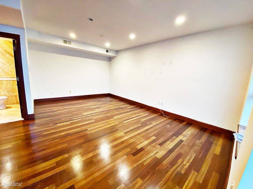 Property Image 82