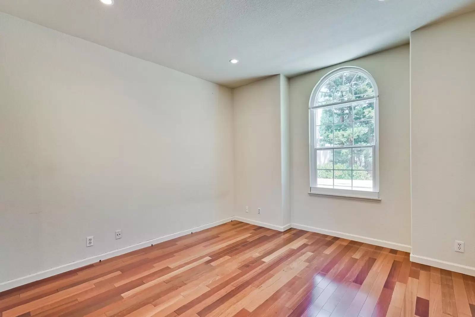 Property Image 68